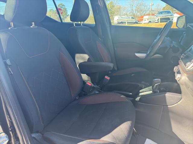 2019 Nissan Kicks SR