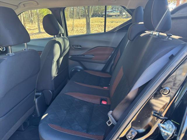 2019 Nissan Kicks SR