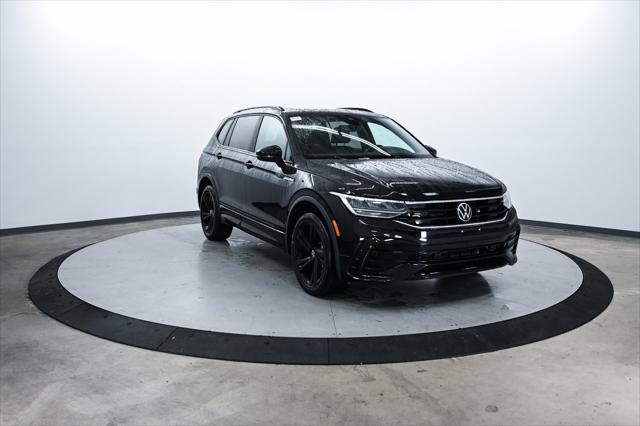 2023 Volkswagen Tiguan 2.0T SE R-Line Black