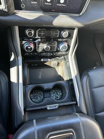 2023 GMC Yukon 4WD Denali