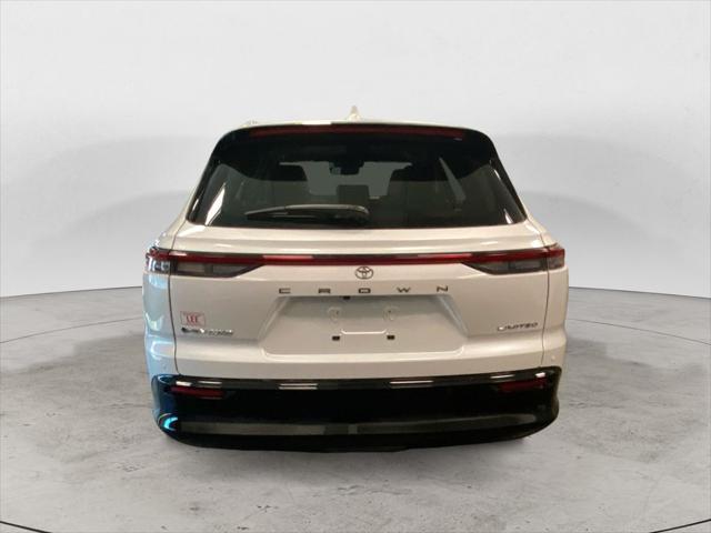 2025 Toyota Crown Signia Limited