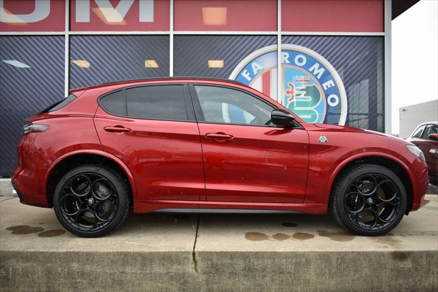 2024 Alfa Romeo Stelvio STELVIO QUADRIFOGLIO SUPERSPORT AWD 2024 Alfa Romeo Stelvio STELVIO QUADRIFOGLIO SUPERSPORT AWD
