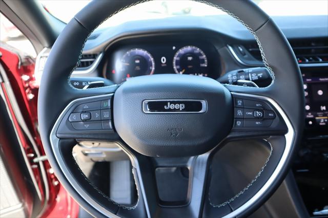 2025 Jeep Grand Cherokee GRAND CHEROKEE L LAREDO 4X2