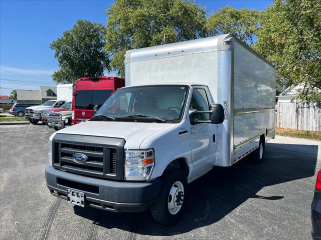 2019 Ford E-350 Cutaway 