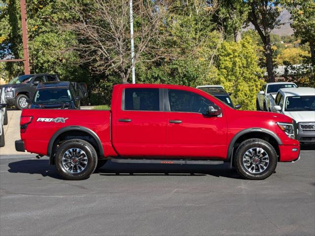 2023 Nissan TITAN Crew Cab PRO-4X 4x4