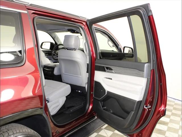 2023 Jeep Wagoneer Series III 4x4