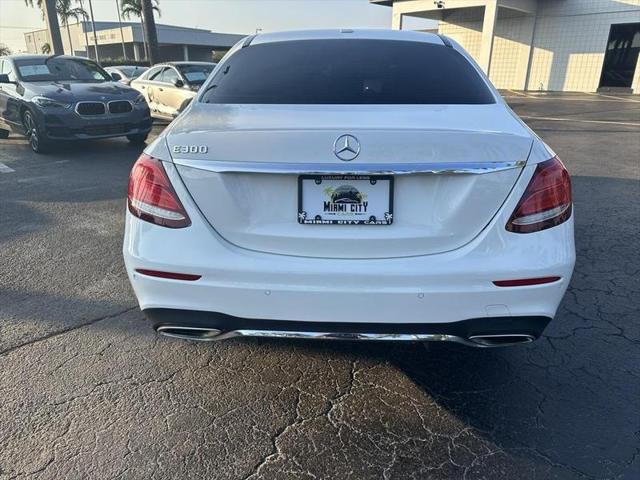 2019 Mercedes-Benz E-CLASS E 300 E 300 Sedan 4D