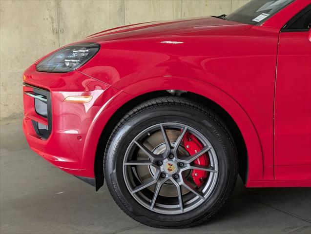 2024 Porsche Cayenne S