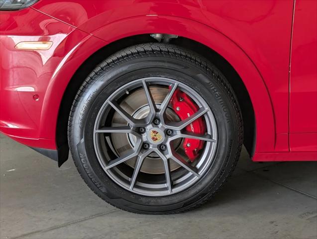 2024 Porsche Cayenne S