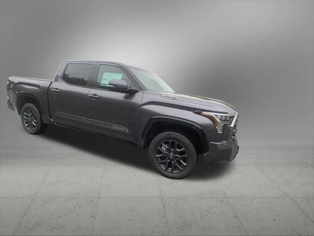 2025 Toyota Tundra Platinum Hybrid CrewMax 5.5' Bed