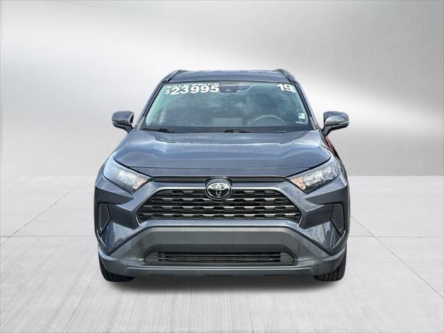 2019 Toyota RAV4 LE