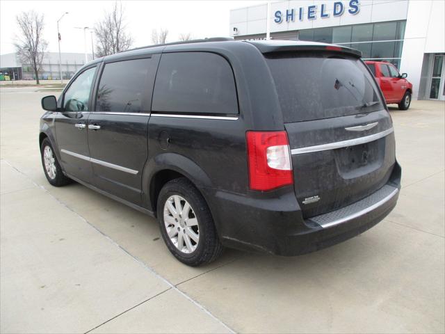 2015 Chrysler Town and Country Touring