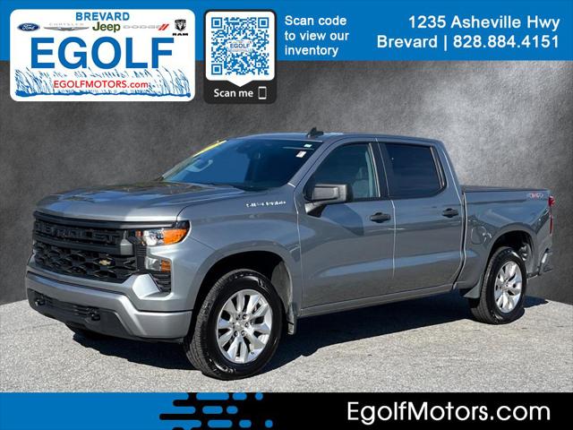 2023 Chevrolet Silverado 1500 4WD Crew Cab Short Bed Custom