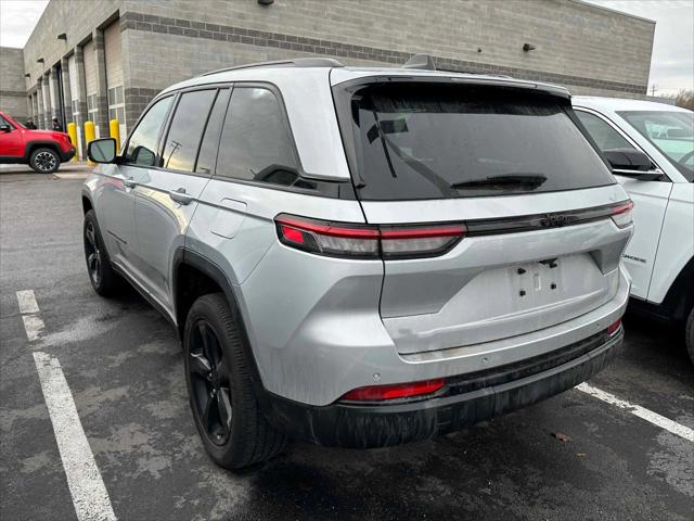 2023 Jeep Grand Cherokee Altitude 4x4