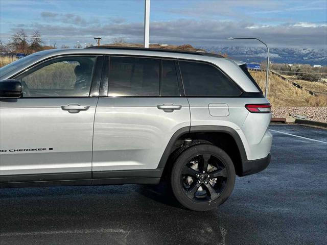 2023 Jeep Grand Cherokee Altitude 4x4