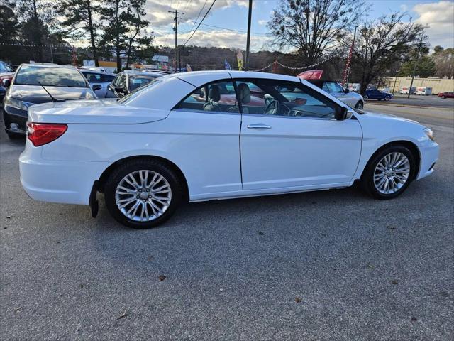 2012 Chrysler 200 Limited