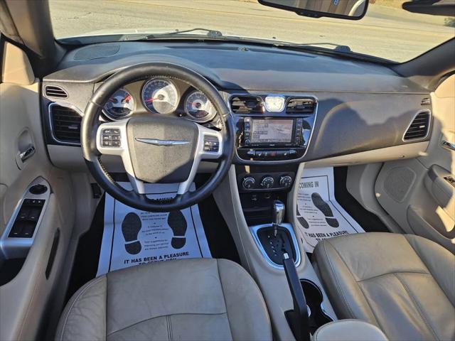 2012 Chrysler 200 Limited