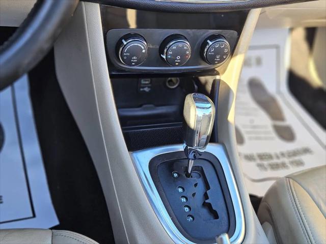 2012 Chrysler 200 Limited