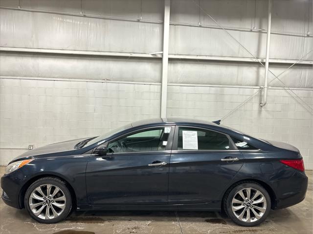Used 2011 Hyundai Sonata For Sale in Wilmington, OH