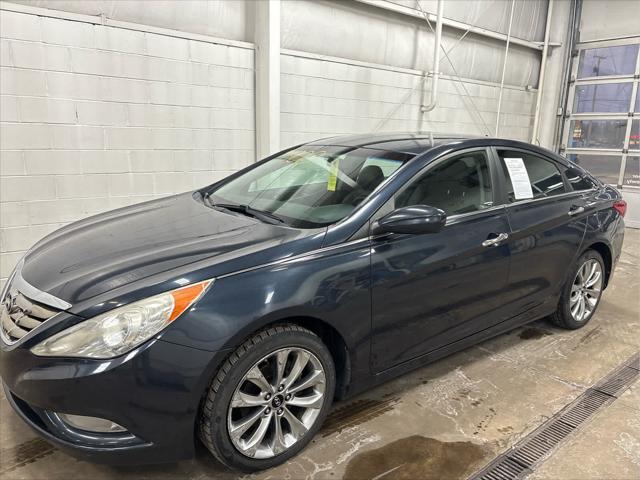 Used 2011 Hyundai Sonata For Sale in Wilmington, OH
