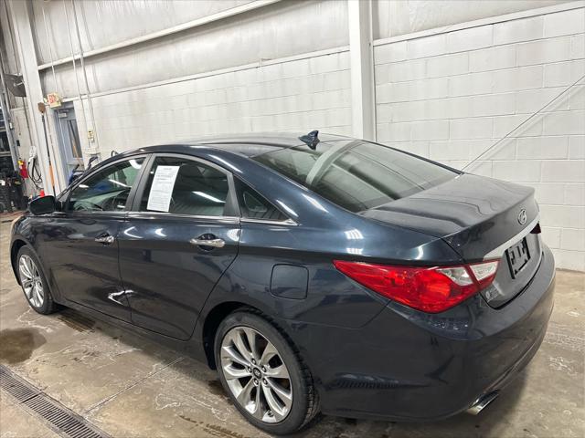 Used 2011 Hyundai Sonata For Sale in Wilmington, OH