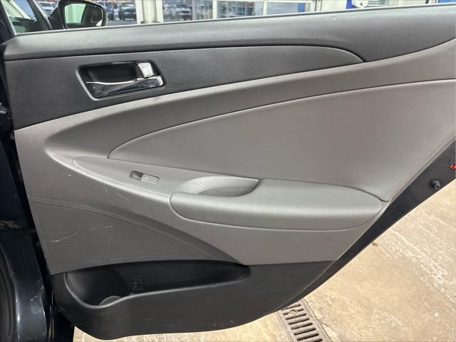 Used 2011 Hyundai Sonata For Sale in Wilmington, OH