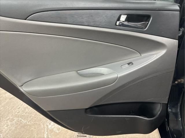 Used 2011 Hyundai Sonata For Sale in Wilmington, OH