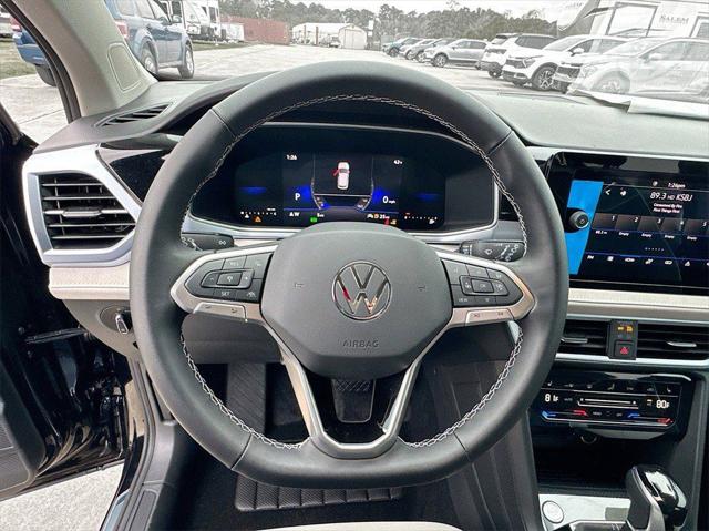 2025 Volkswagen Taos 1.5T SE