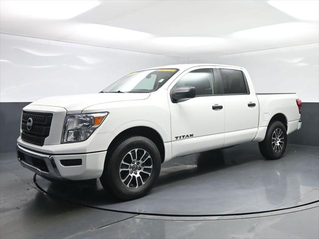 2023 Nissan Titan Crew Cab SV 4x4 for sale in TERRE HAUTE, IN