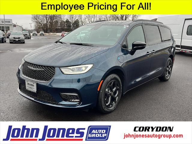 2025 Chrysler Pacifica Hybrid PACIFICA PLUG-IN HYBRID S APPEARANCE