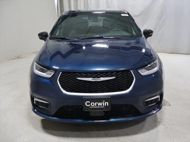 2025 Chrysler Pacifica Hybrid PACIFICA PLUG-IN HYBRID SELECT