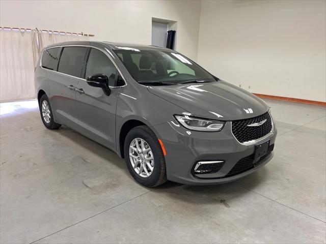 2025 Chrysler Pacifica PACIFICA SELECT