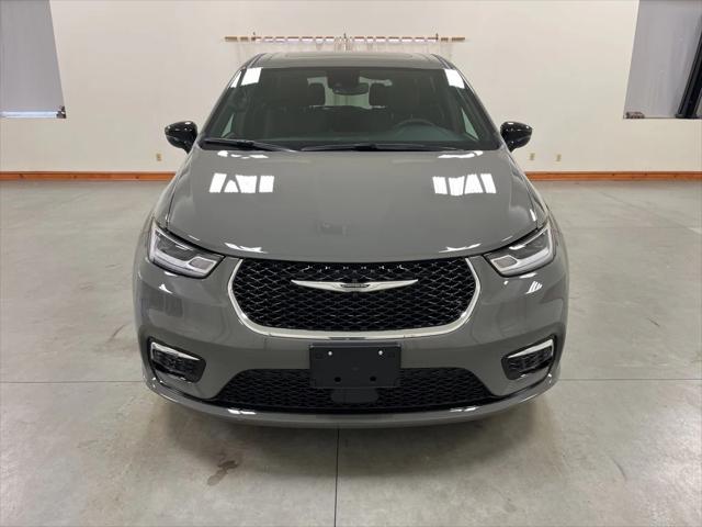 2025 Chrysler Pacifica PACIFICA SELECT