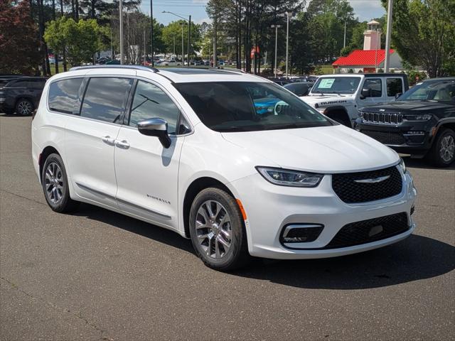 2025 Chrysler Pacifica Hybrid PACIFICA PLUG-IN HYBRID PINNACLE