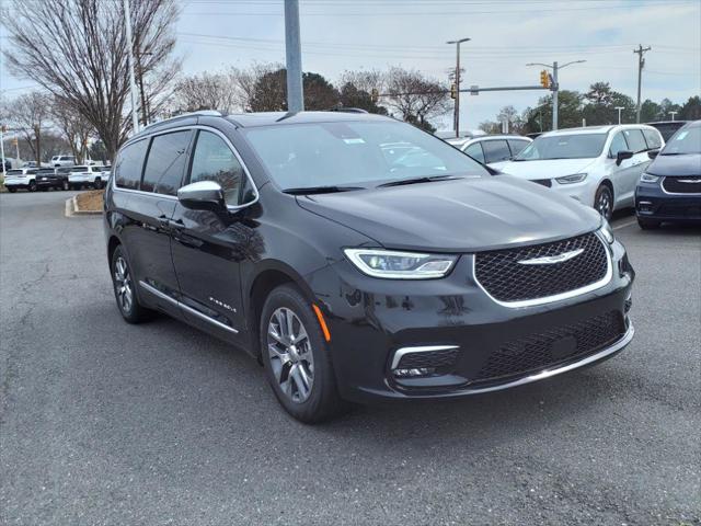 2025 Chrysler Pacifica Hybrid PACIFICA PLUG-IN HYBRID PINNACLE