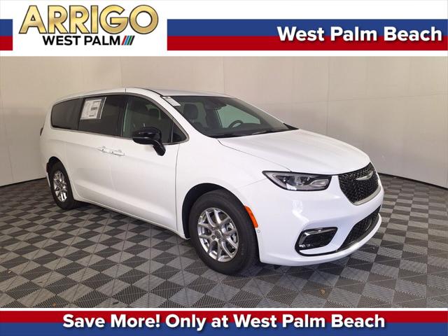 2025 Chrysler Pacifica PACIFICA SELECT