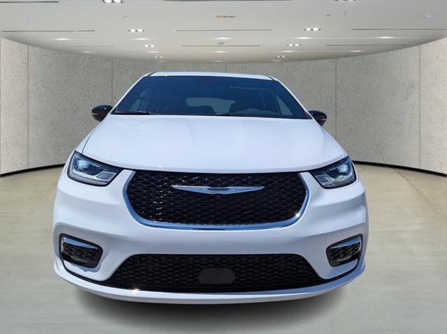 2025 Chrysler Pacifica PACIFICA SELECT