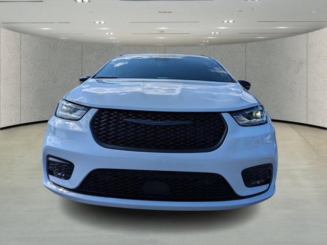2025 Chrysler Pacifica PACIFICA LIMITED