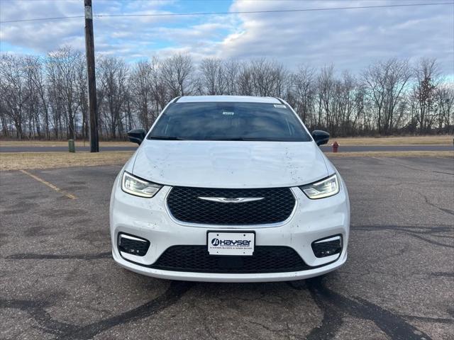 2025 Chrysler Pacifica PACIFICA SELECT AWD