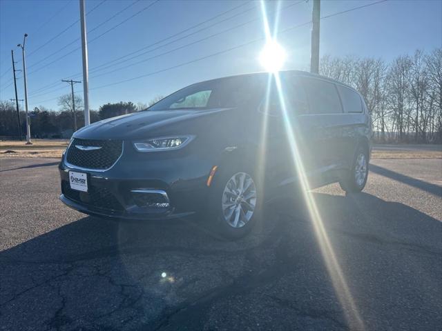 2025 Chrysler Pacifica PACIFICA SELECT AWD