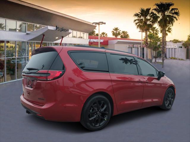 2025 Chrysler Pacifica PACIFICA LIMITED