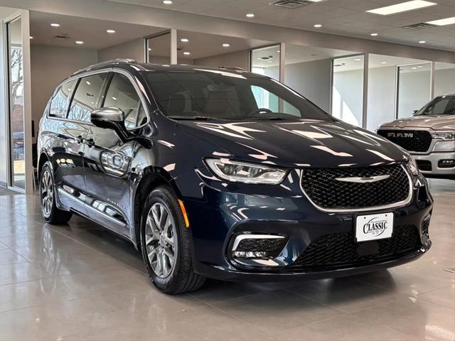 2025 Chrysler Pacifica Hybrid PACIFICA PLUG-IN HYBRID PINNACLE