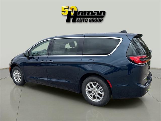 2025 Chrysler Pacifica PACIFICA SELECT