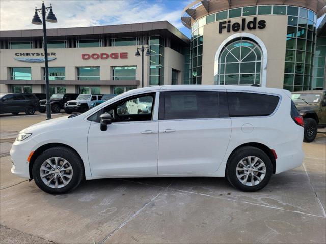 2025 Chrysler Pacifica PACIFICA SELECT AWD