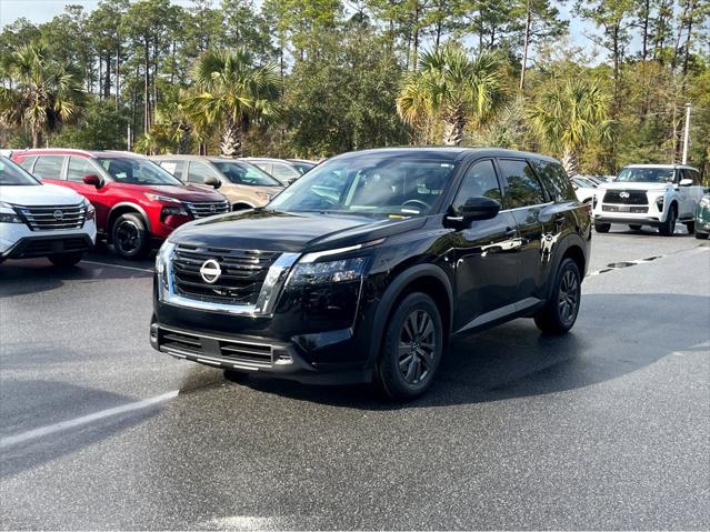 2023 Nissan Pathfinder S 4WD