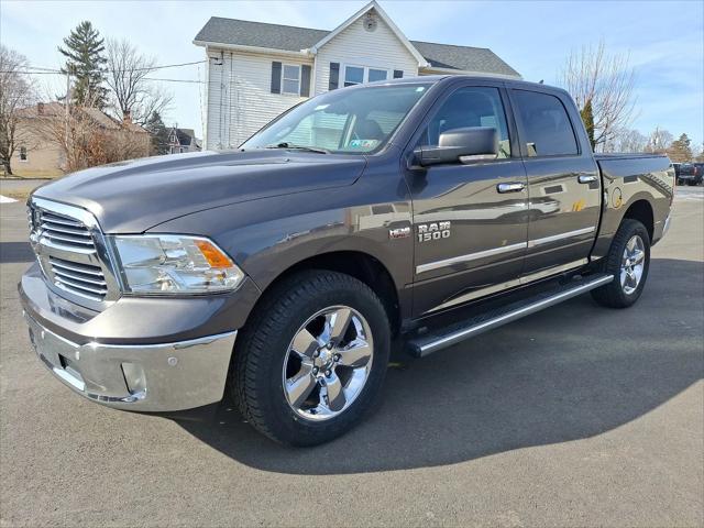 2017 RAM 1500 Big Horn Crew Cab 4x4 57 Box