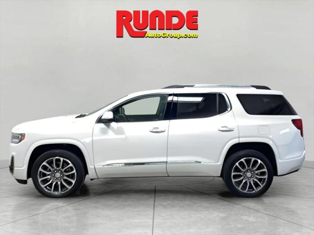 2022 GMC Acadia AWD Denali