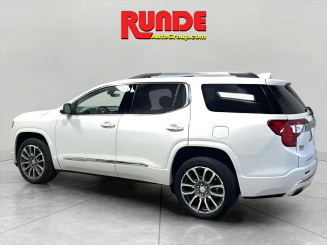 2022 GMC Acadia AWD Denali