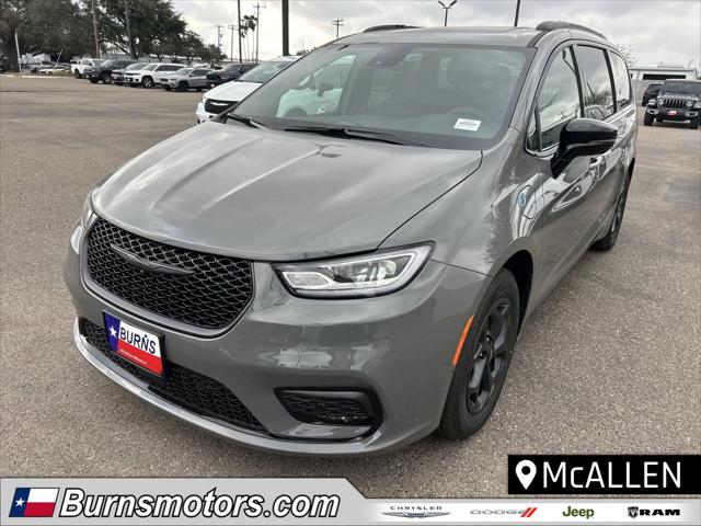 2025 Chrysler Pacifica Hybrid PACIFICA PLUG-IN HYBRID S APPEARANCE