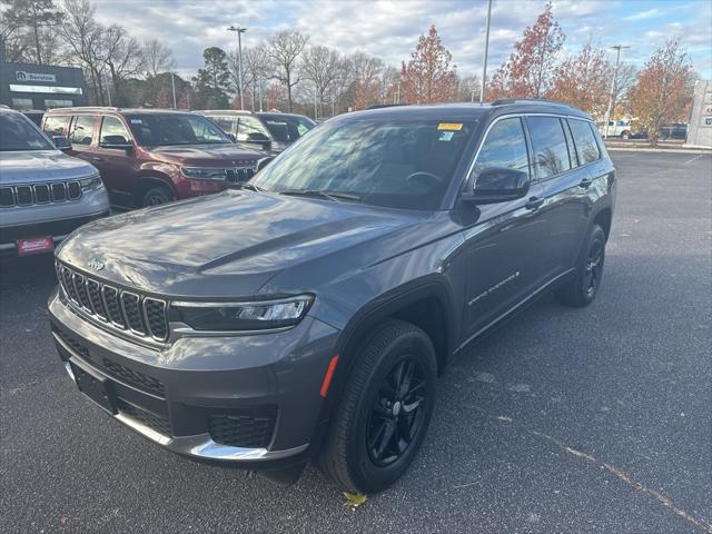 2021 Jeep Grand Cherokee L Laredo 4x4